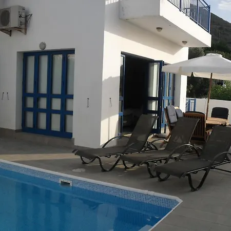 Villa Capedee Villas Pahíamosz