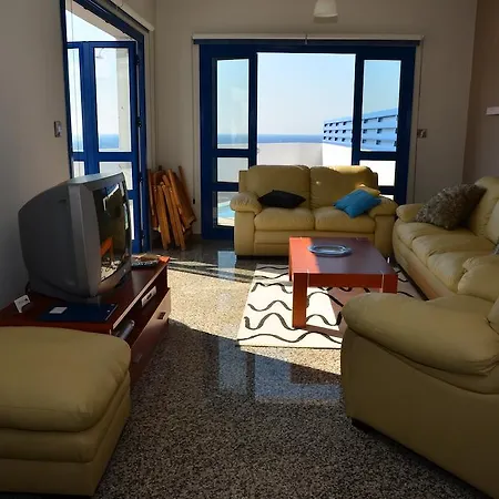 Capedee Villas Pachyammos